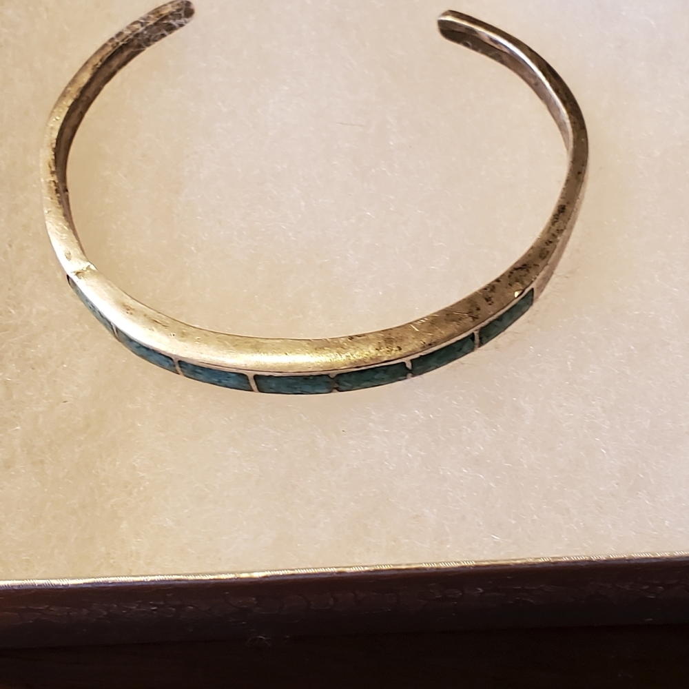 Navajo Vintage Sterling Silver Turquoise Inlay Cuff Bracelet - Picture 4 of 14